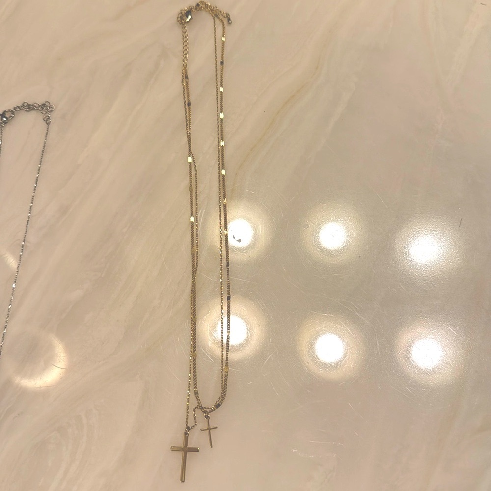 Altar’d State, Gold 12” double cross necklace perfect for a young girl!